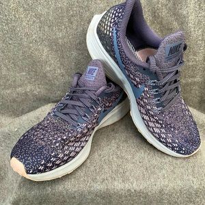 Nike zoom size 6